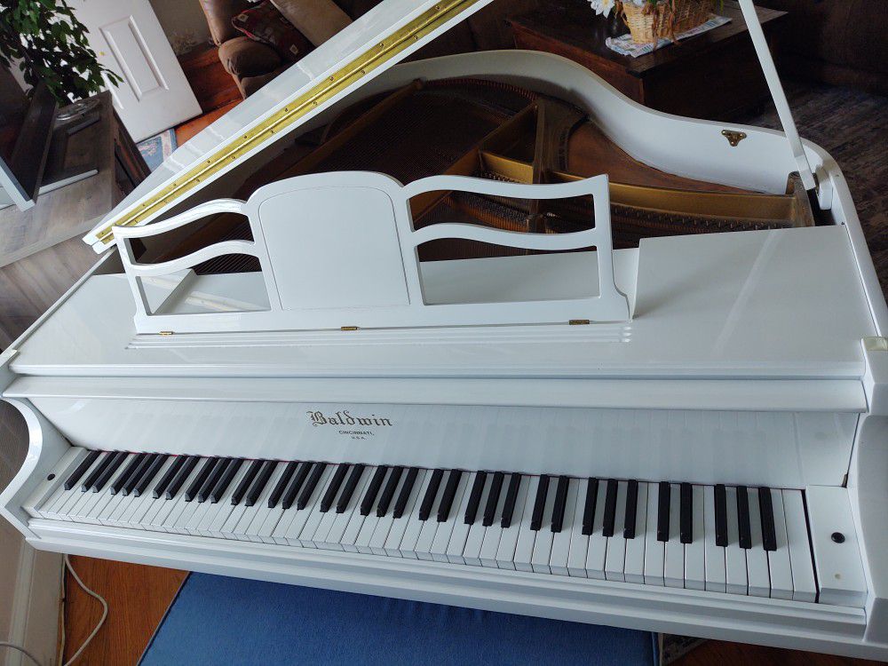 Baldwin Baby Grand Piano