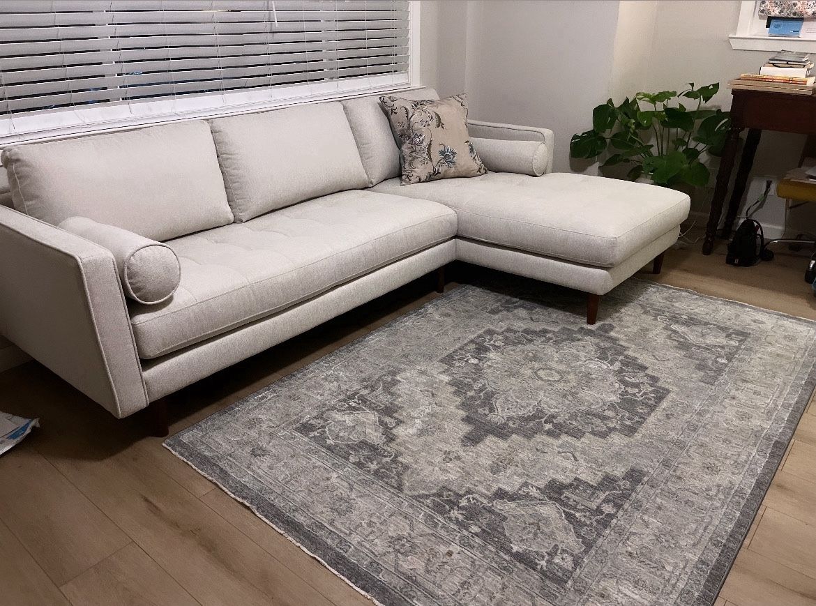 Brand New L-Shape Couch Mint Condition (Oatmeal)
