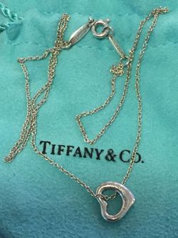 Genuine Tiffany & Co Elsa Perretti 925 Sterling 16" w an open heart pendant