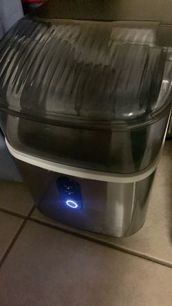 Stainless Steel Countertop Ice Maker