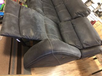 Livin spaces sofa leather recliner both sides