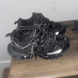 Balenciaga Tracks Size 9 