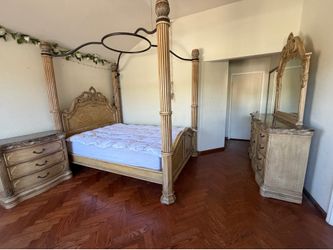 AICO Michael Amini La Francaise Queen Bedroom Set