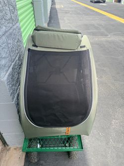 Portable dog cage