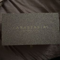 Anastasia Beverly Hills Box 