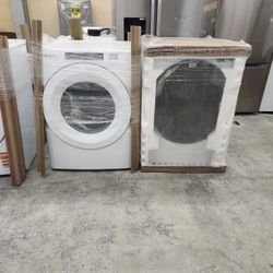 New Whirlpool Front Loader Washer And Electric Dryer Set