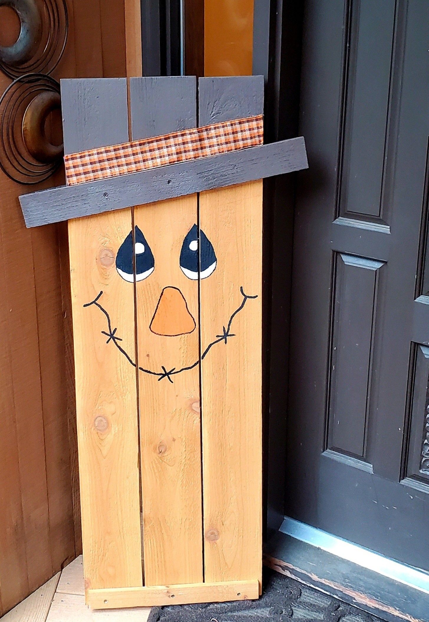Two-sided Holiday Decor/Sign