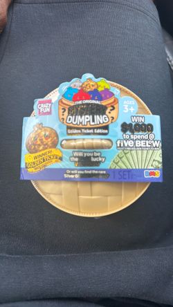 Squishy Bun Golden Ticket Edition