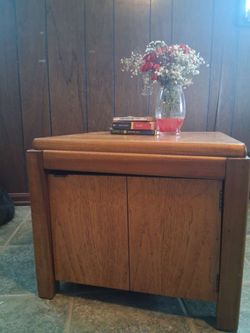Vintage Lane End Table MCM