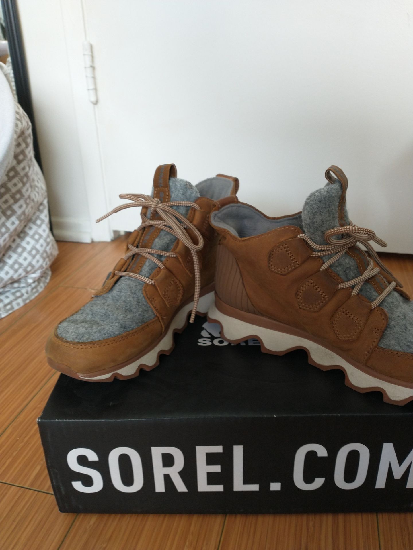SOREL Women's Wedge Boot, Kinetic Caribou, size 6.5