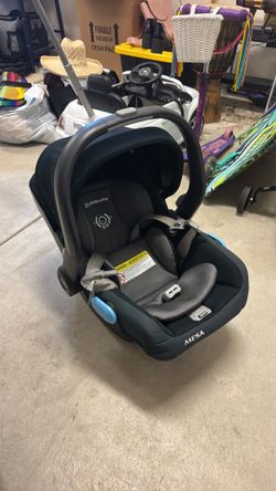 UPPAbaby MESA Infant Car Seat + Base – Excellent Condition