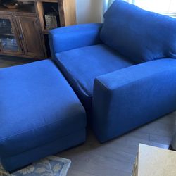 Oversized Chair With Ottoman