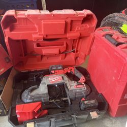 Milwaukee M 18 Fuel Porta Band Saw 