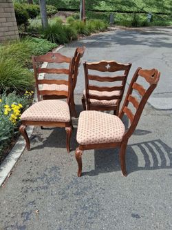 6 DINNING CHAIRS