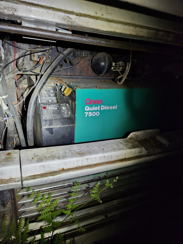 Generator, Diesel 7500 Onan