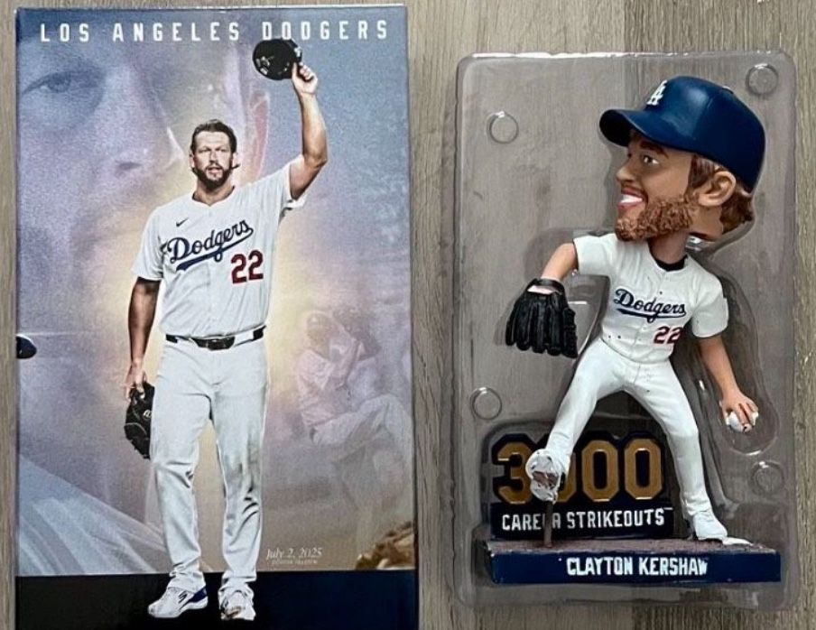 Kershaw Bobble head 3000
