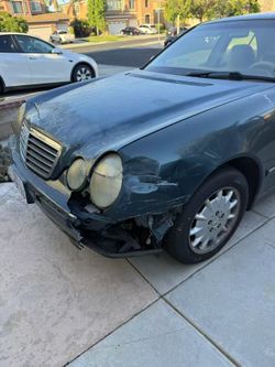 2000 Mercedes-Benz E-Class