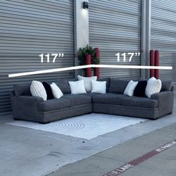 XL OVERSIZED 3-Piece Cindy Crawford Sectional Sofa Couch (USED FOR STAGING)