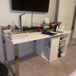 Vancouver White Storage Desk - City Furniture