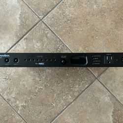 PANAMAX M4320-PRO 9 Outlet Filter Breaker