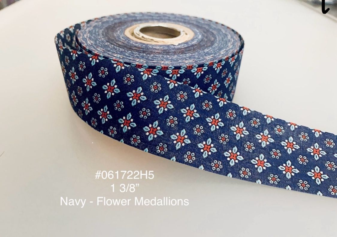 5 Yds of 1 3/8” Vintage Navy Cotton Ribbon w/Flowers #061722H5
