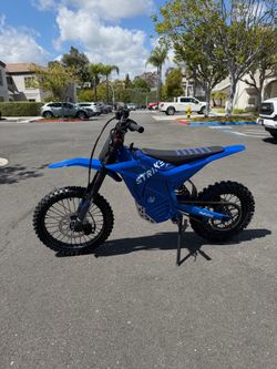Throne Strike Shadow 60 V (New)