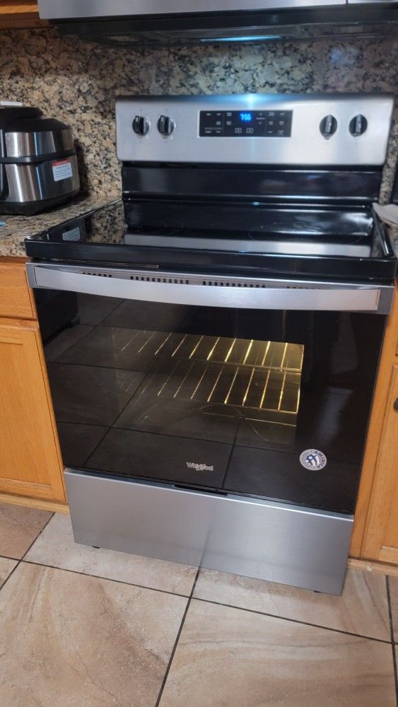 Whirlpool Electric Stove Very Good Condition Guarantee To Work