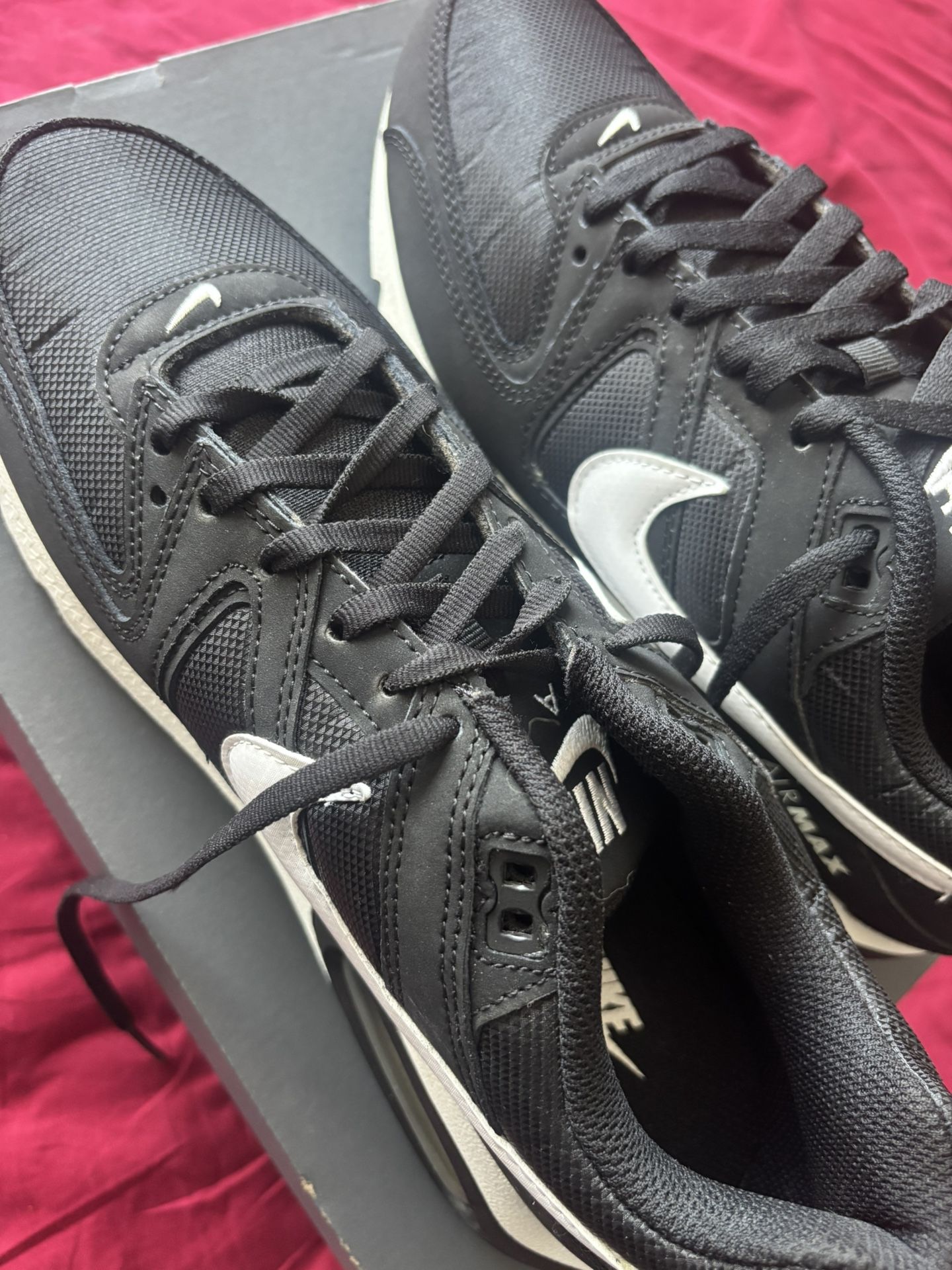 Nike Air Max Command Women’s