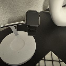Apple Watch Series 8 45mm with Charging Stand