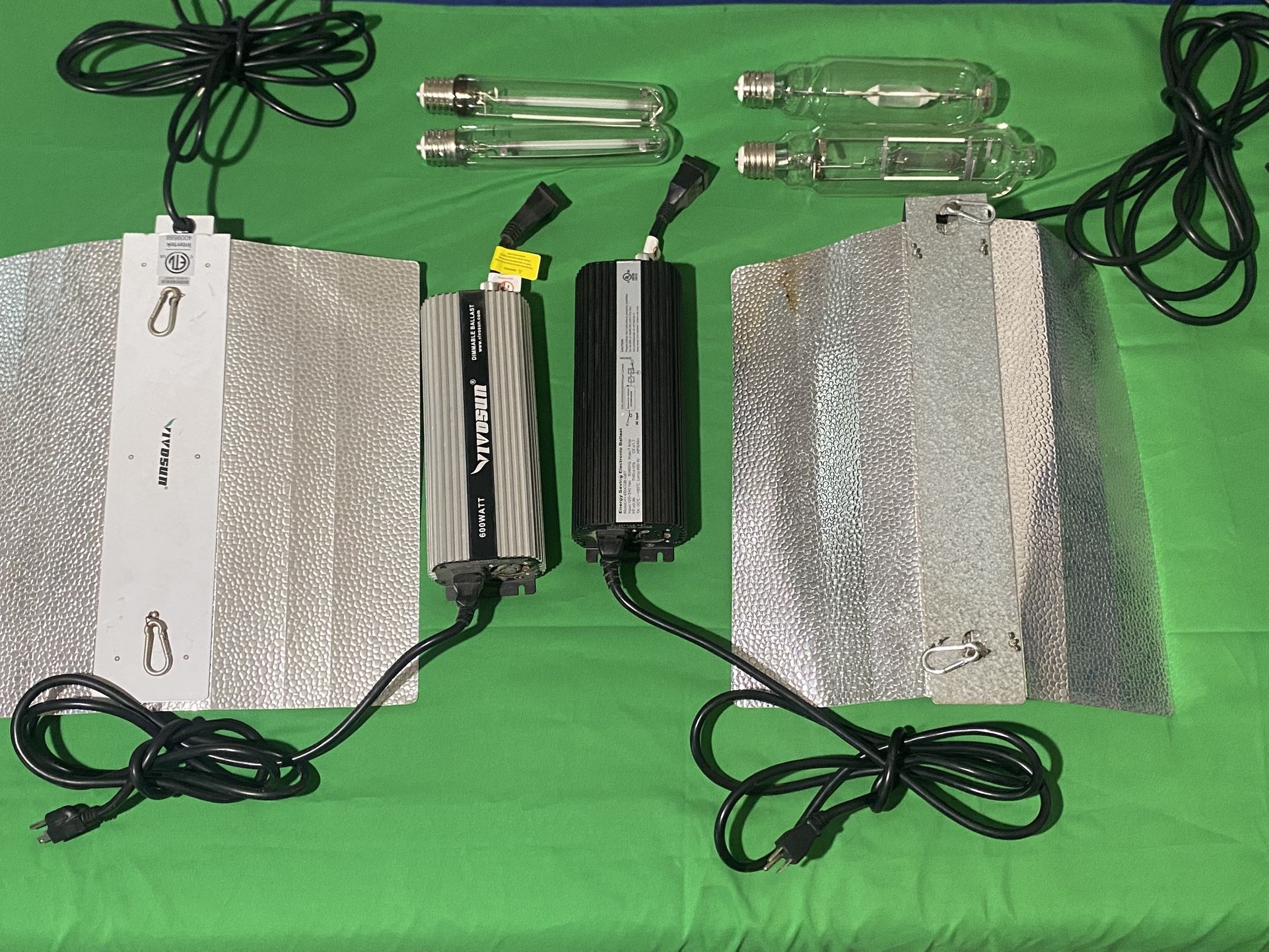 (2) 600w HPS/MH Grow Light Sets for Indoor Gardens