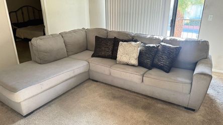 Gray Fabric Sectional Sofa with Chaise