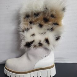 NWT Oscar Sport Anora-Eco Pajar fux Fur White Suede Boots size EU38(US 8)