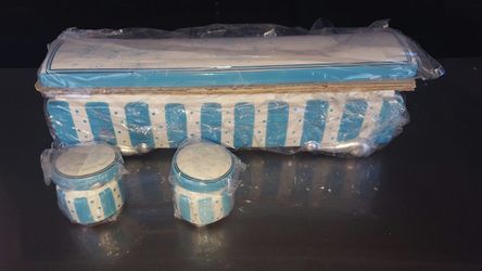 God's Little Lamb KEEPSAKE Jewelry Ceramic Christening Baptism Communion Easter Party Favors New Boxed5