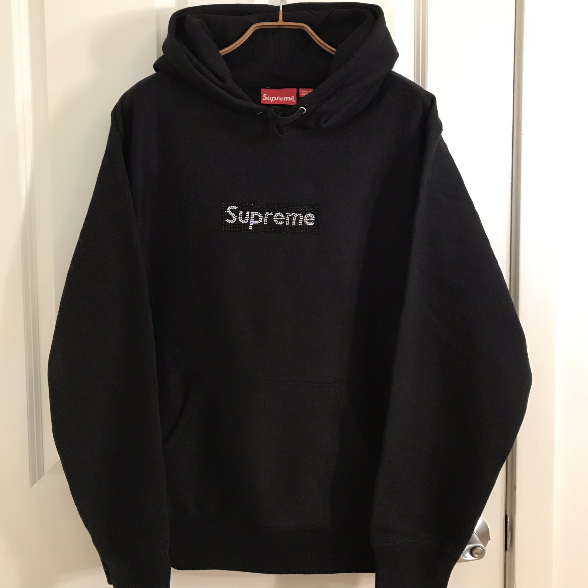 Supreme x Louis Vuitton Box Logo Hooded Sweatshirt for Sale in Hackensack,  NJ - OfferUp