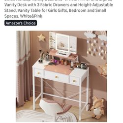 Little girls Vanity With Lights and mirror