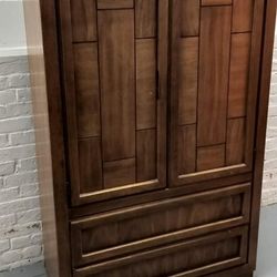 Wooden Dresser unit with large swing open doors and 2 drawers