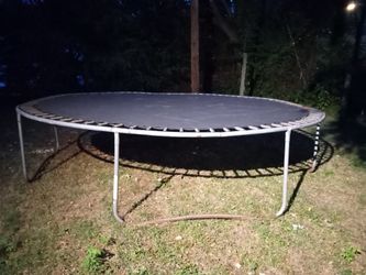 Trampoline 