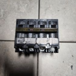 Breaker Siemens 200 Amp 4 Pole