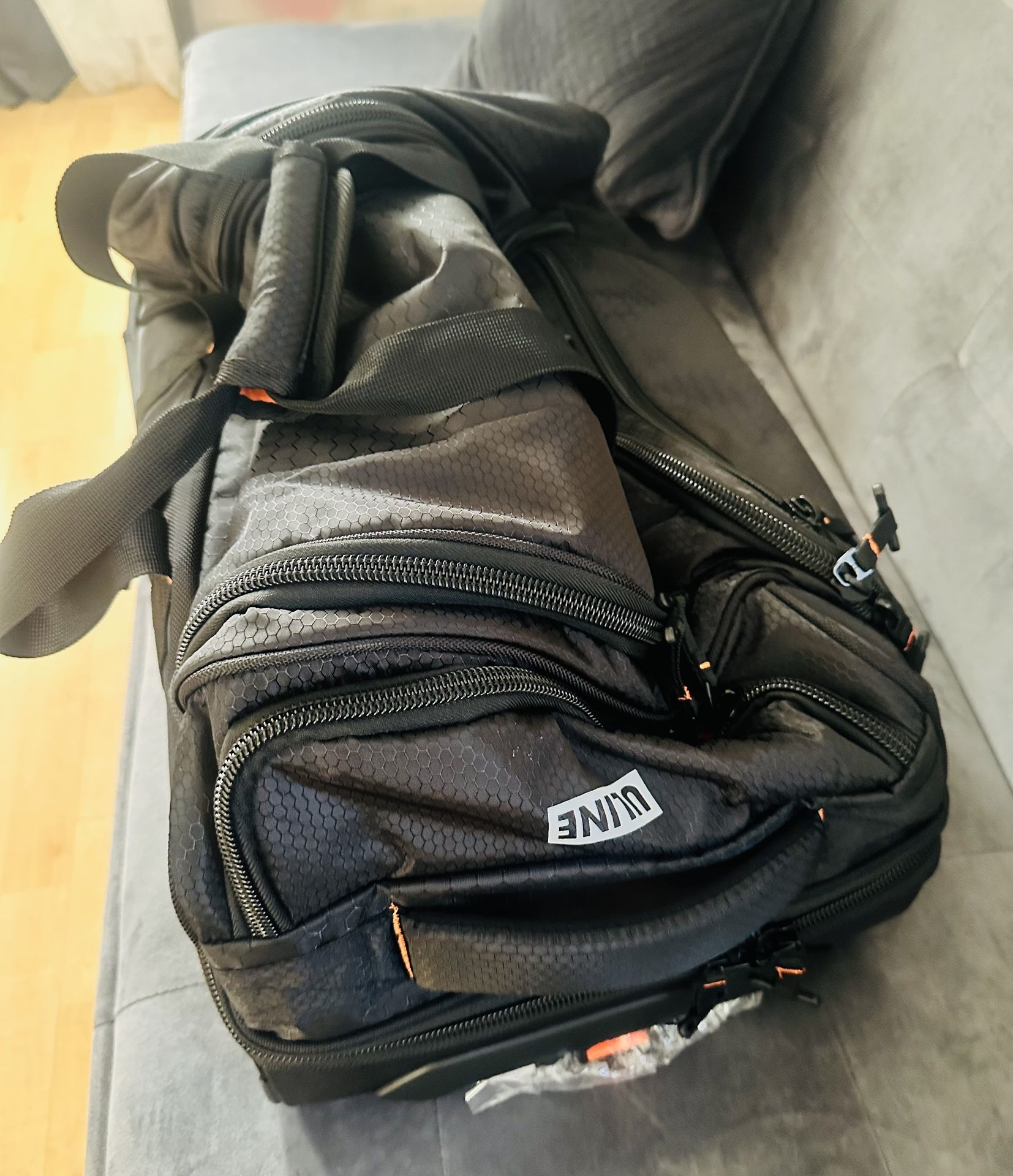 Uline Rolling Duffel Bag Luggage 