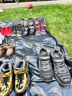 Boys shoes