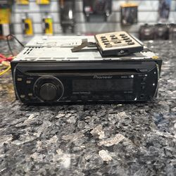 Pioneer DEH-1100MP CD-Player 
