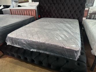 🔥 QUEEN HYBRID MATTRESS SALE! 🔥 🛏️ 12” Queen Hybrid Mattress  - $0 Down Financing Available