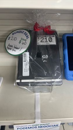 Apple Tablet MK663LL/A With Apple Pen Bundle 