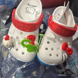 Hello Kitty Crocs