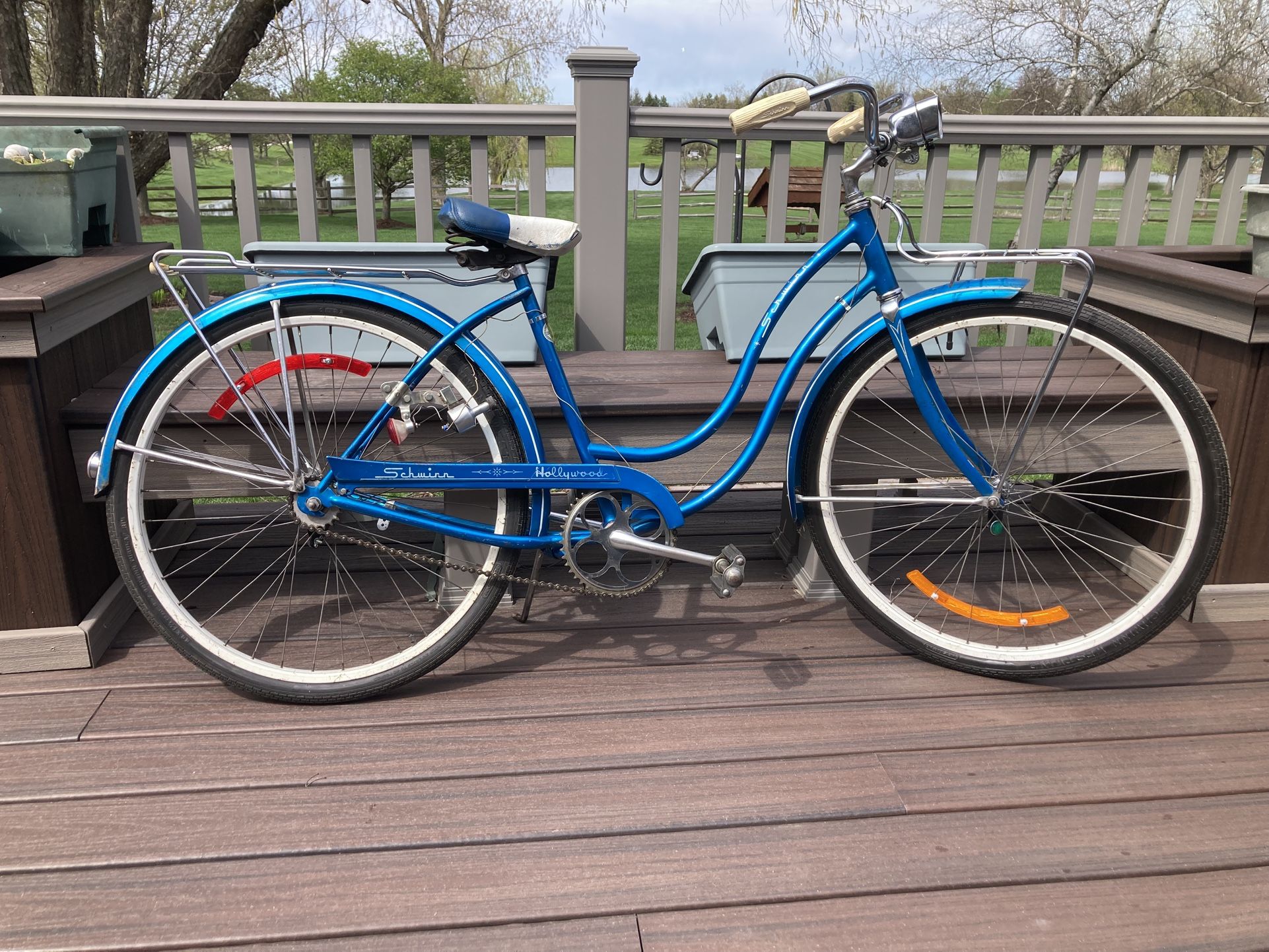 1963 Lady's Schwinn Hollywood 26" single speed
