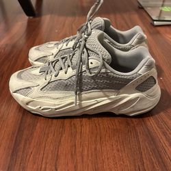 adidas Yeezy Boost 700 V2 Static