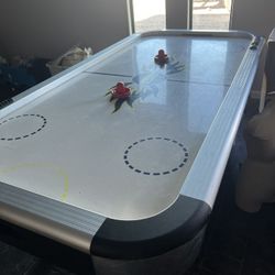 Hockey table