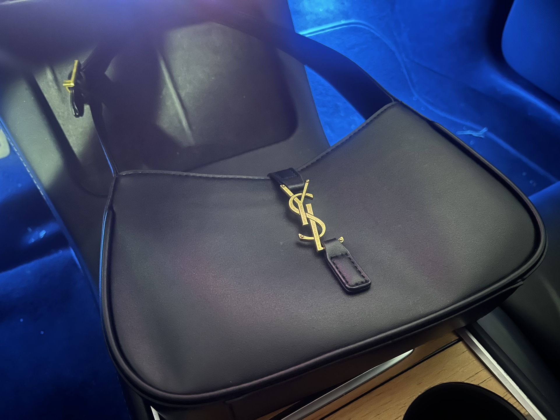 YSL Le 5 à 7 Hobo Bag in Smooth Leather