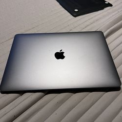 2020 13inch MacBook Pro. Great Condition! Asking $500 Obo