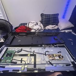 Parting Out 55 Inch Roku 
